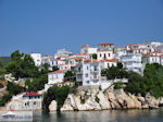 Met de boot naar Skiathos-stad foto 8
