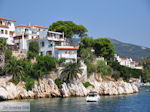 Met de boot naar Skiathos-stad foto 10