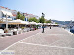 Boulevard oude haven Skiathos-stad