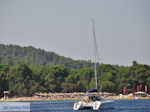 Zeilboot aan het strand van Koukounaries - Skiathos